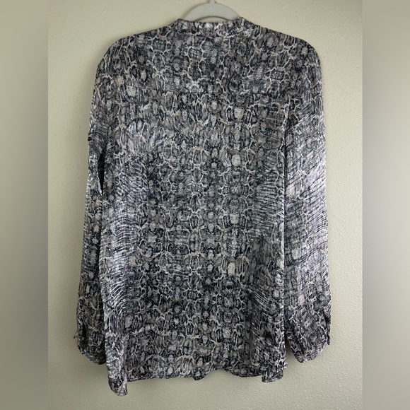 Erin London Snake‎ Print Button Down Top Size Medium - Picture 5 of 5